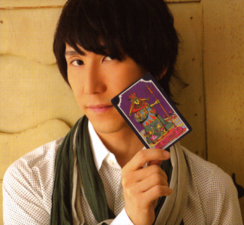 Hirakawa with his character's tarot