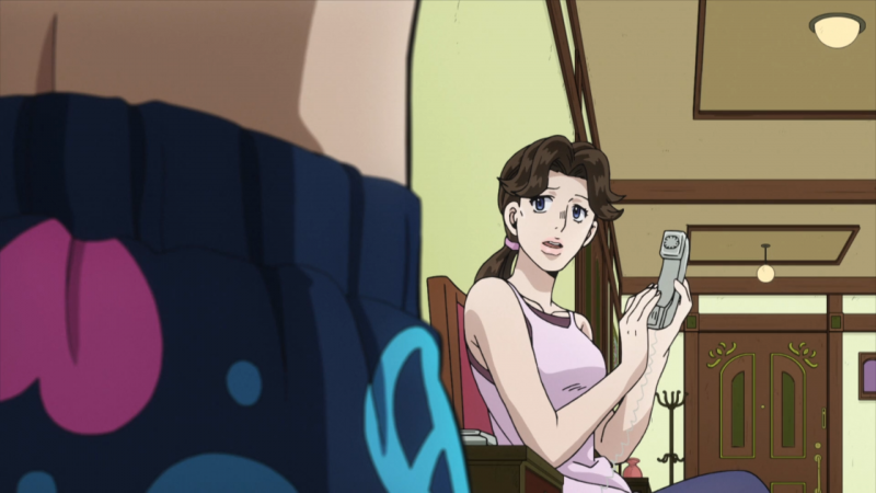 File:Ayana on the phone.png