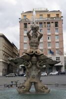 Fontana del Tritone.jpg