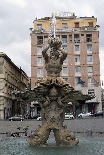 File:Fontana del Tritone.jpg